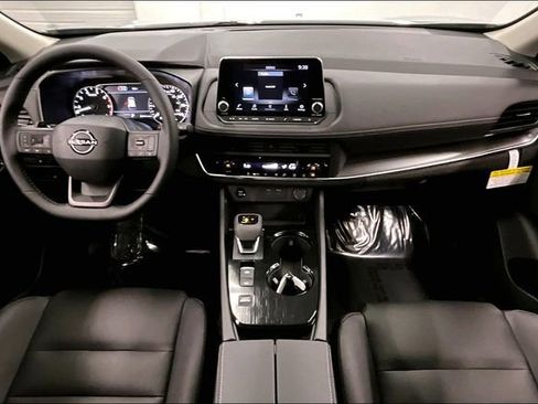 New 2026 Nissan Rogue Dark Armor FWD image 5