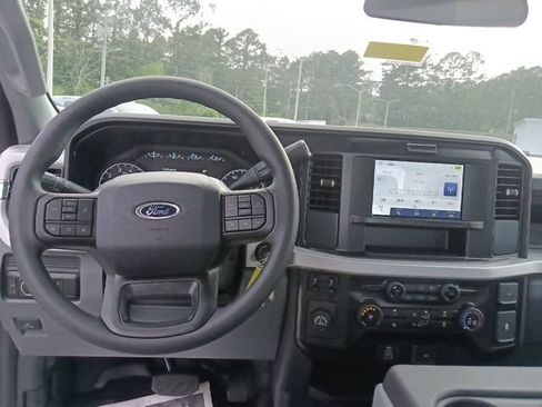 New 2026 Ford F250 XL RWD image 25