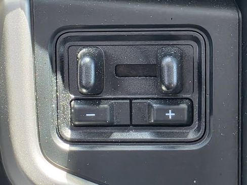 Used 2023 Ford Expedition Limited RWD image 22