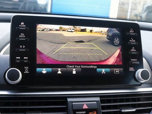 Used 2019 Honda Accord Touring image 27