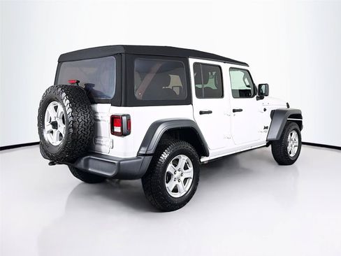 Used 2021 Jeep Wrangler Unlimited Sport AWD/4WD image 11