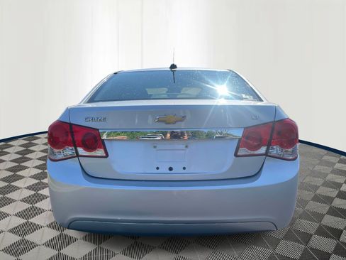 Used 2016 Chevrolet Cruze LT FWD image 5