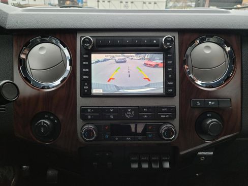 Used 2011 Ford F350 Lariat w/ Lariat Ultimate Pkg image 11