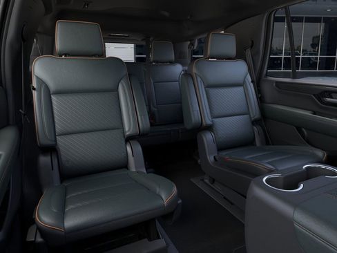 New 2026 GMC Yukon AT4 w/ AT4 Premium Plus Package image 17
