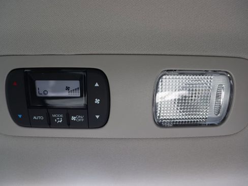 Used 2026 Honda Odyssey EX-L image 16