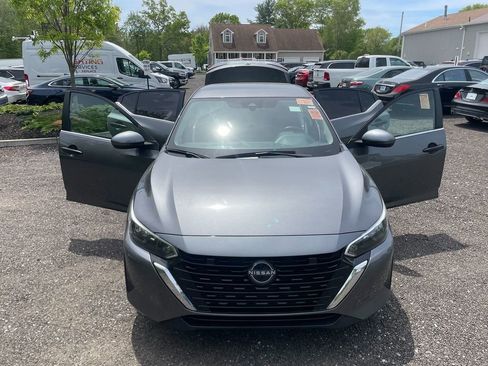 Used 2025 Nissan Sentra S FWD image 29