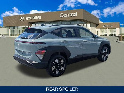 Certified 2024 Hyundai Kona SEL AWD/4WD image 8