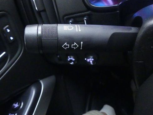 Used 2019 Chevrolet Colorado ZR2 AWD/4WD image 18