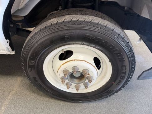 Used 2023 Ford E-350 and Econoline 350 Super Duty w/ Driver's Safety Package RWD image 6