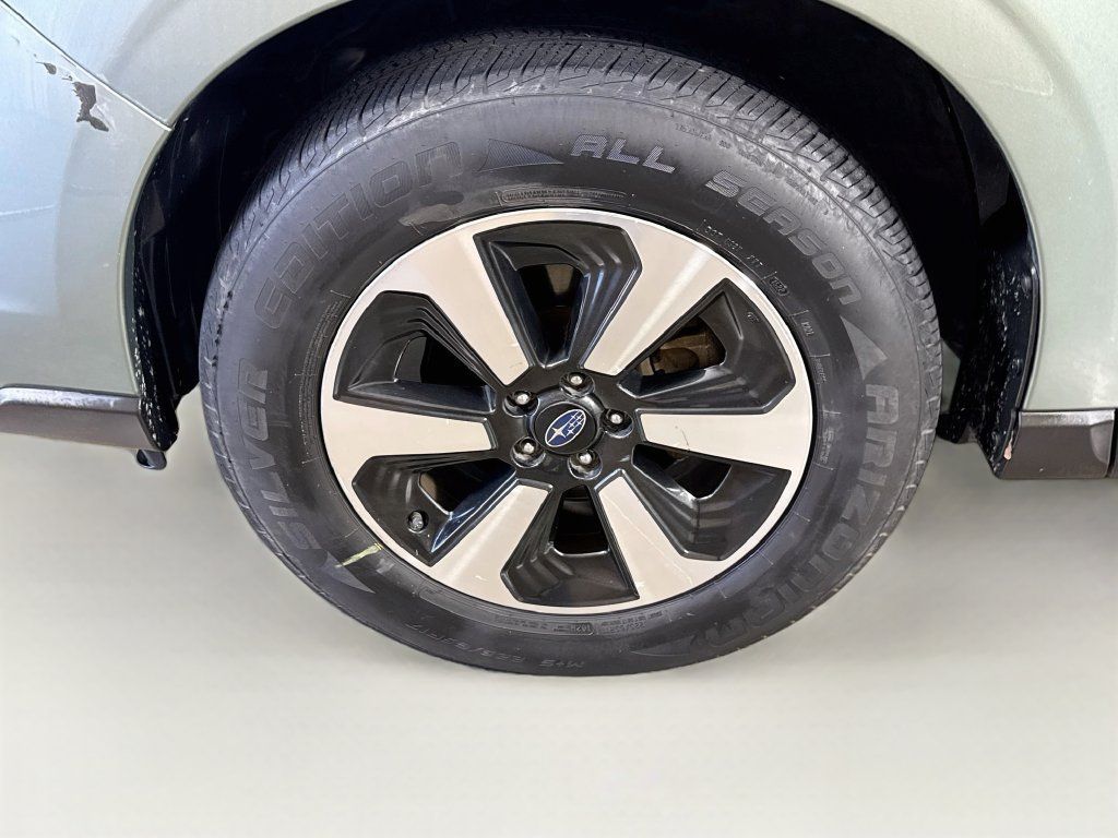 Used 2018 Subaru Forester 2.5i Premium AWD/4WD image 38
