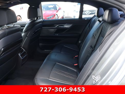 Used 2021 BMW 750i xDrive w/ Executive Package image 16