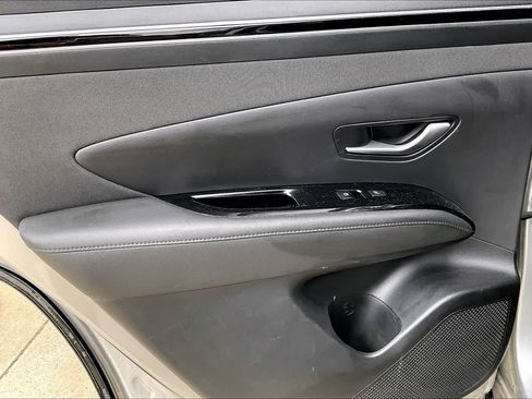 Used 2024 Hyundai Tucson Limited image 22
