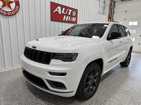 Used 2020 Jeep Grand Cherokee Limited X image 2