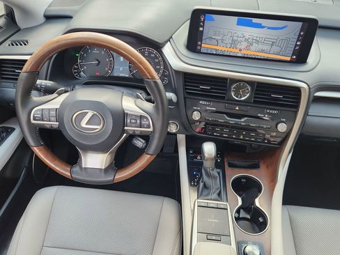 Used 2020 Lexus RX 350L FWD w/ Premium Package image 28