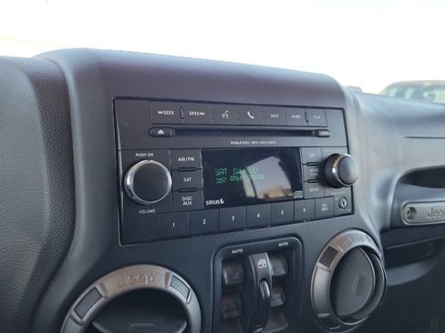 Used 2017 Jeep Wrangler Unlimited Sport w/ Quick Order Package 24S image 21