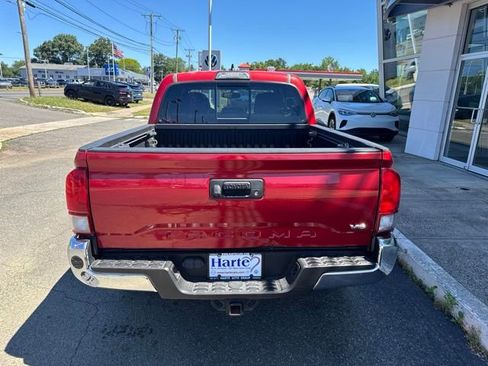 Used 2017 Toyota Tacoma TRD Off-Road w/ Tow Package (A/T) AWD/4WD image 6