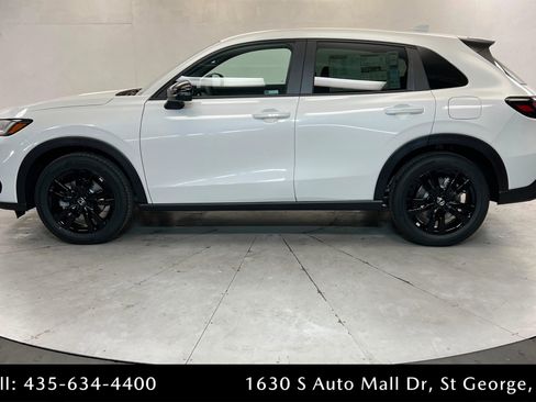 New 2026 Honda HR-V Sport image 2