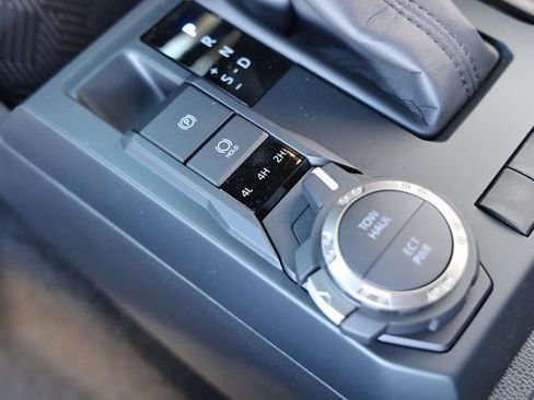 New 2026 Toyota Tacoma SR5 image 23