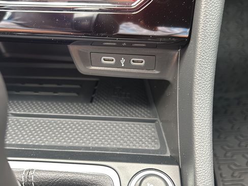 New 2026 Volkswagen Jetta SE FWD image 26