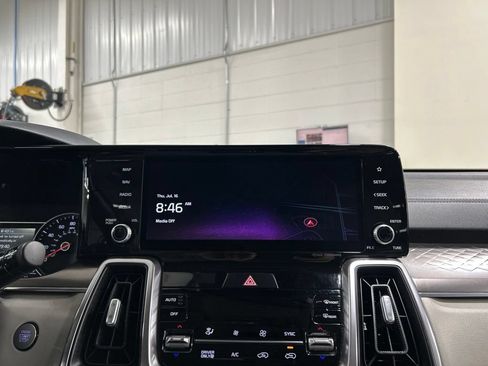Used 2022 Kia Sorento S AWD/4WD image 19