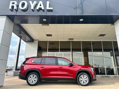 Used 2026 GMC Acadia Elevation w/ Elevation Premium Package FWD image 1