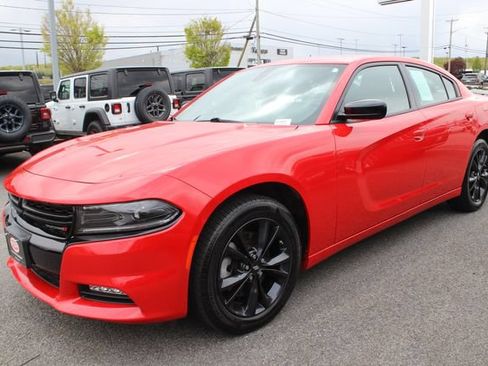 Used 2023 Dodge Charger SXT w/ Blacktop Package AWD/4WD image 2