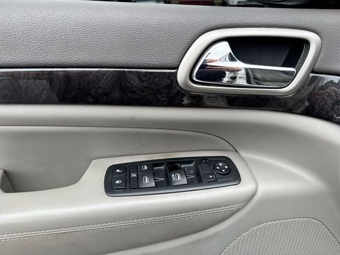 Used 2011 Jeep Grand Cherokee Laredo image 20