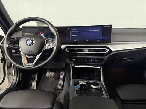 Used 2023 BMW i4 eDrive35 w/ Premium Package RWD image 13