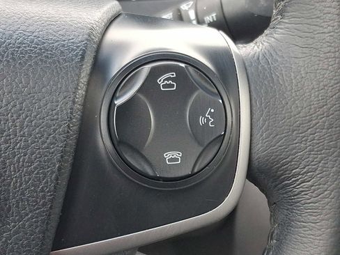 Used 2012 Toyota Camry XLE w/ Leather Pkg FWD image 22