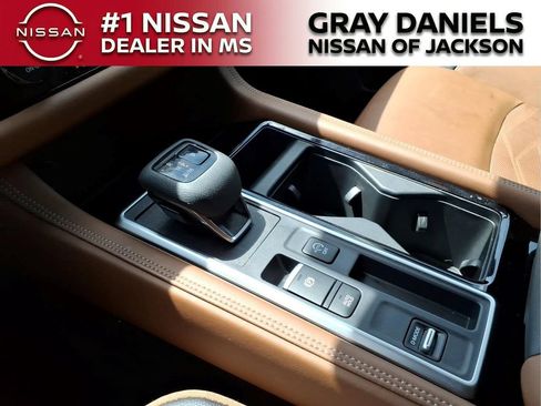 Certified 2025 Nissan Pathfinder Platinum w/ Cargo Package FWD image 20