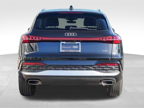 Certified 2025 Audi Q5 Premium w/ Convenience Package AWD/4WD image 9