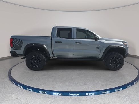 Used 2026 Chevrolet Colorado Trail Boss AWD/4WD image 7