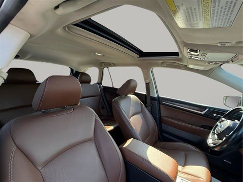 Used 2018 Subaru Outback 3.6R Touring w/ Popular Package #3 image 25