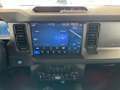 Used 2025 Ford Bronco Big Bend w/ Black Diamond Package AWD/4WD image 28