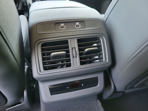 Used 2025 Audi Q5 Premium Plus w/ Premium Plus AWD/4WD image 15