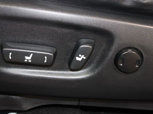 Used 2012 Toyota 4Runner Limited image 18