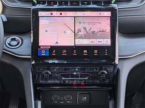 New 2025 Jeep Grand Cherokee Limited image 14