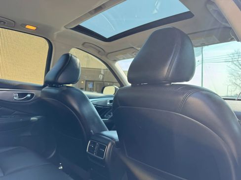 Used 2015 INFINITI Q50 Premium w/ Navigation Package AWD/4WD image 32