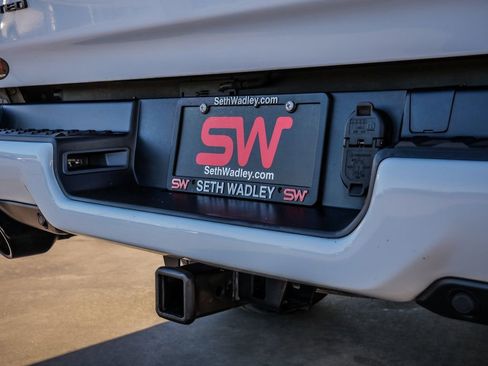 Used 2021 RAM 1500 Limited w/ Night Edition image 12