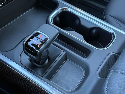 New 2026 GMC Sierra 1500 Elevation image 35