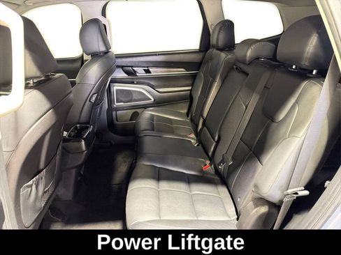 Used 2022 Kia Telluride EX w/ Towing Package image 11