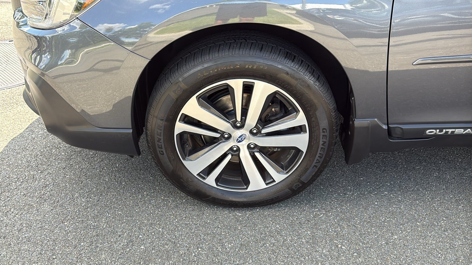 Used 2019 Subaru Outback 2.5i Limited AWD/4WD image 8