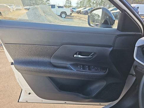 New 2026 Nissan Kicks SV w/ SV Premium Package image 29