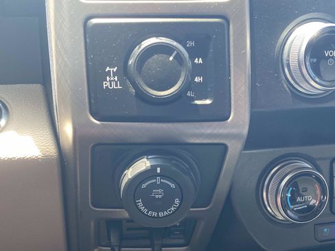 Used 2019 Ford F150 Limited AWD/4WD image 26