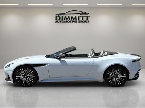 Used 2023 Aston Martin DBS Superleggera Volante RWD image 2