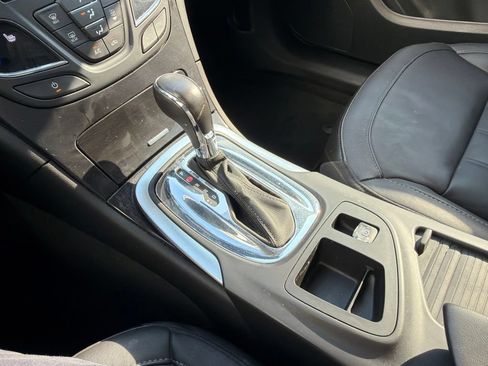 Used 2015 Buick Regal Premium FWD image 58