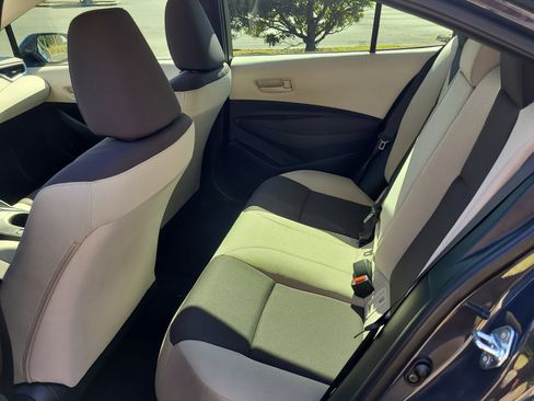 Certified 2025 Toyota Corolla LE image 16