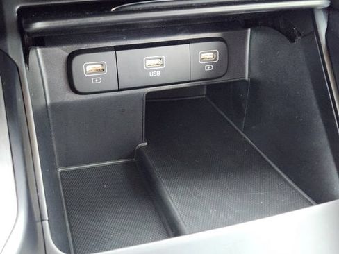 Certified 2023 Kia Sorento LX FWD image 20