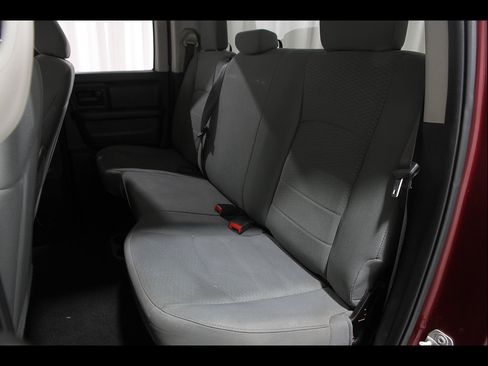 Used 2019 RAM 1500 Express w/ Express Value Package AWD/4WD image 17