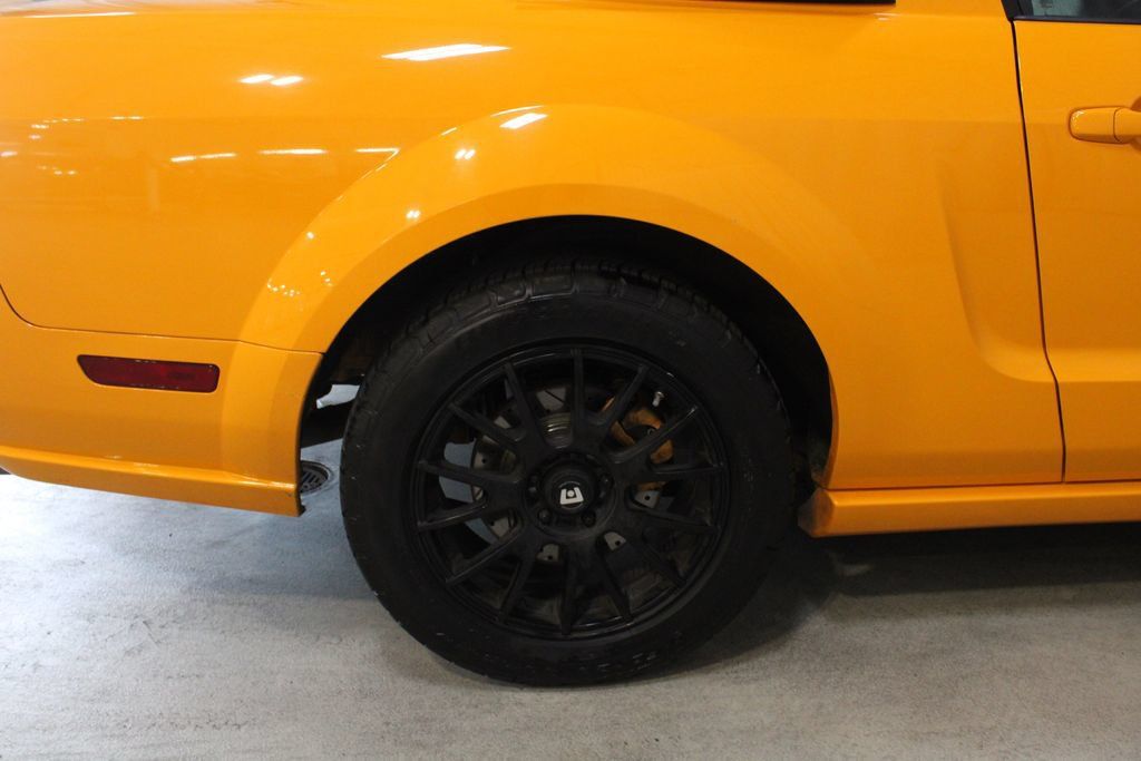 Used 2007 Ford Mustang GT RWD image 24